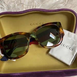 Gucci Glasses PRICED TO SELL